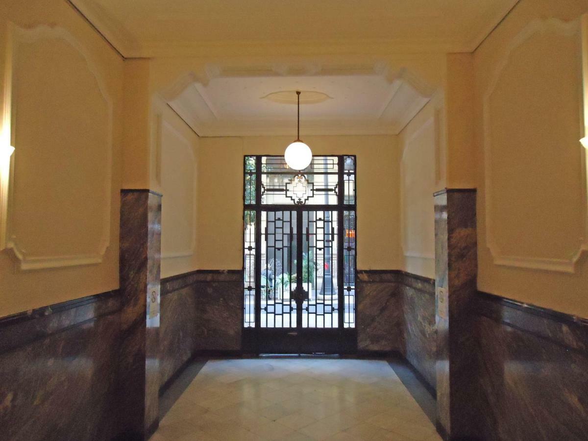 Ferienwohnung Entre La Estacion Y El Ayuntamiento Valencia Exterior foto